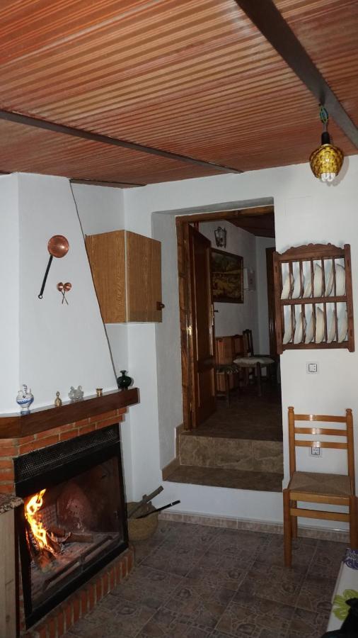 Alojamiento Balcon Al Cerezuelo กาซอร์ลา ภายนอก รูปภาพ