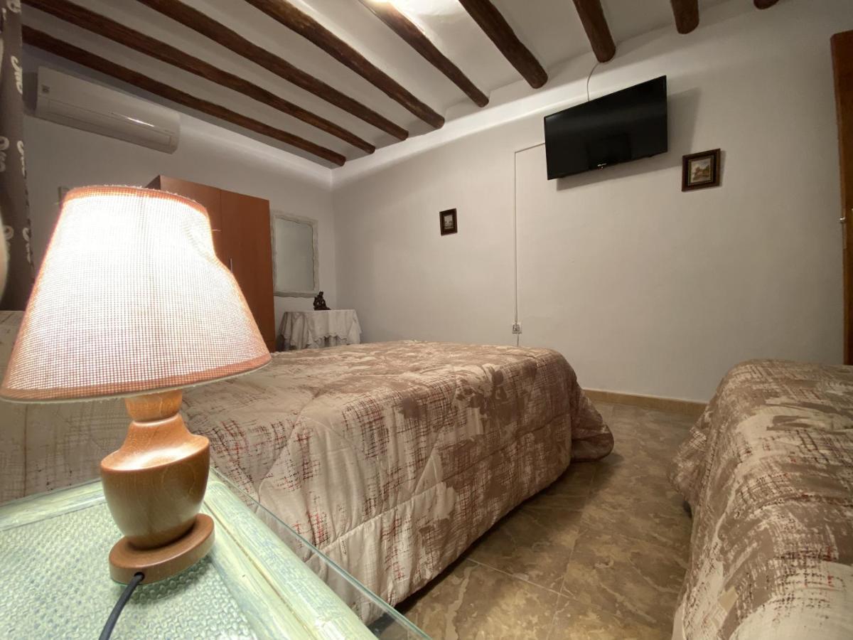 Alojamiento Balcon Al Cerezuelo กาซอร์ลา ภายนอก รูปภาพ