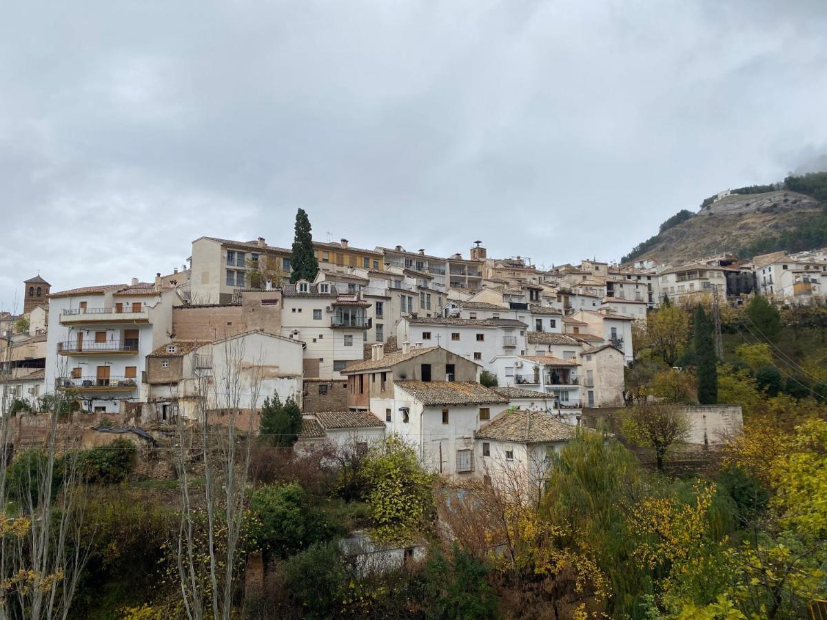 Alojamiento Balcon Al Cerezuelo กาซอร์ลา ภายนอก รูปภาพ